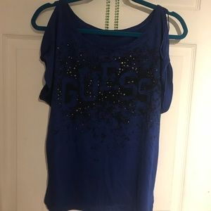 blue and red guess shirt